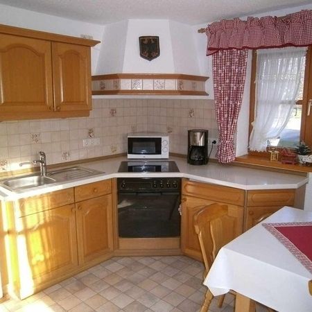 Rustikale Küche aus Holz